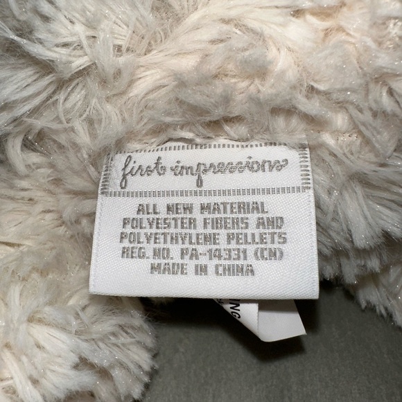 Macy's 2011 NEW Cream Teddy Bear Stuffed Animal - Picture 3 of 4